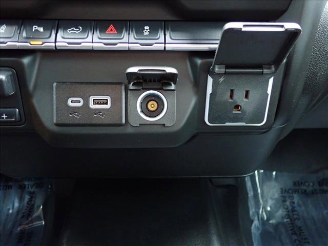 Used 2025 GMC Sierra 2500 Pro w/ 1SA Pro Safety Plus Package image 18