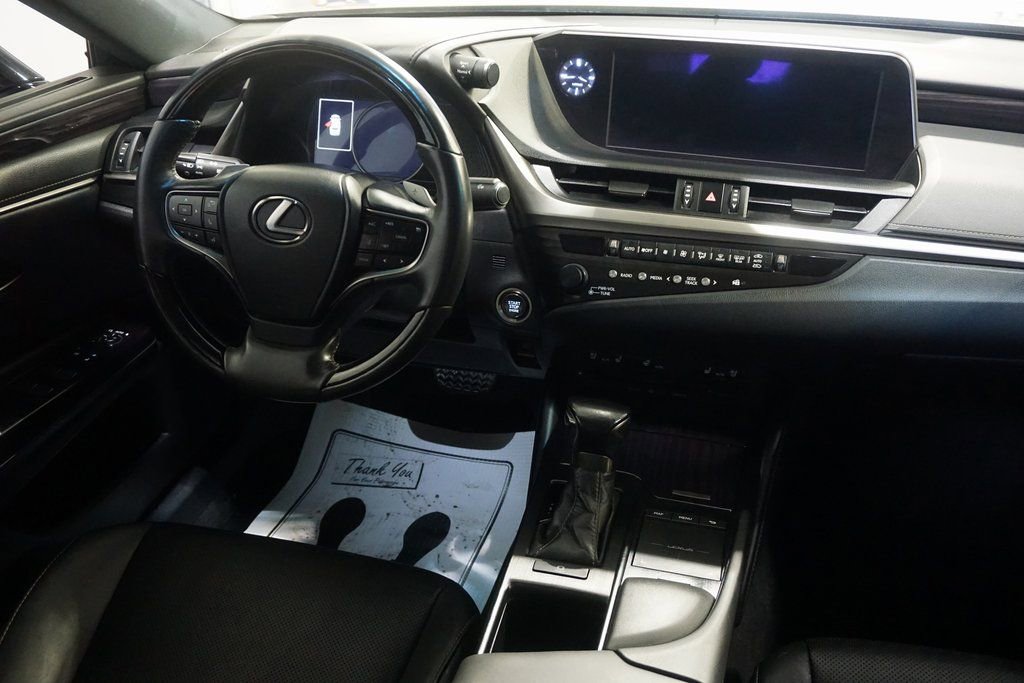 Used 2020 Lexus ES 350 image 32