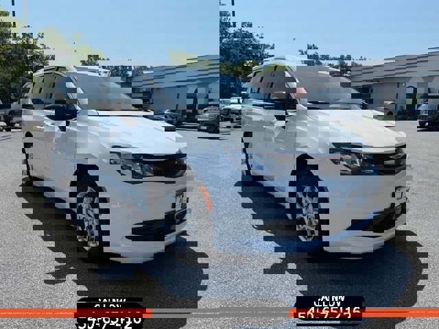 New 2025 Chrysler Voyager LX