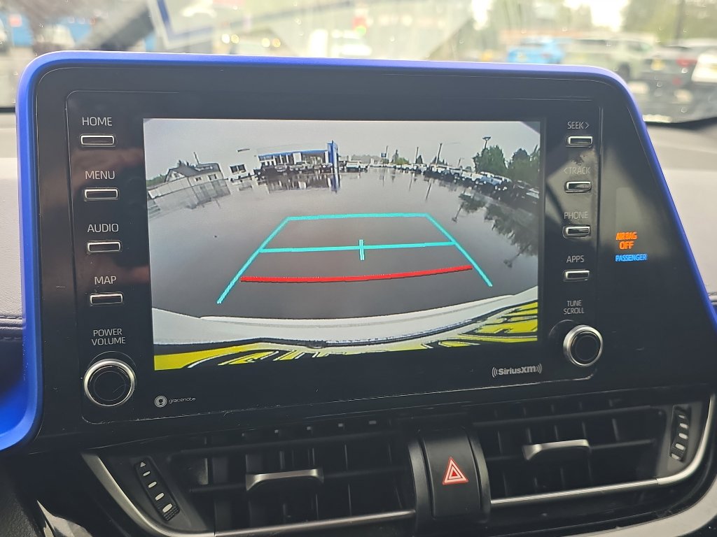 Used 2020 Toyota C-HR XLE image 26