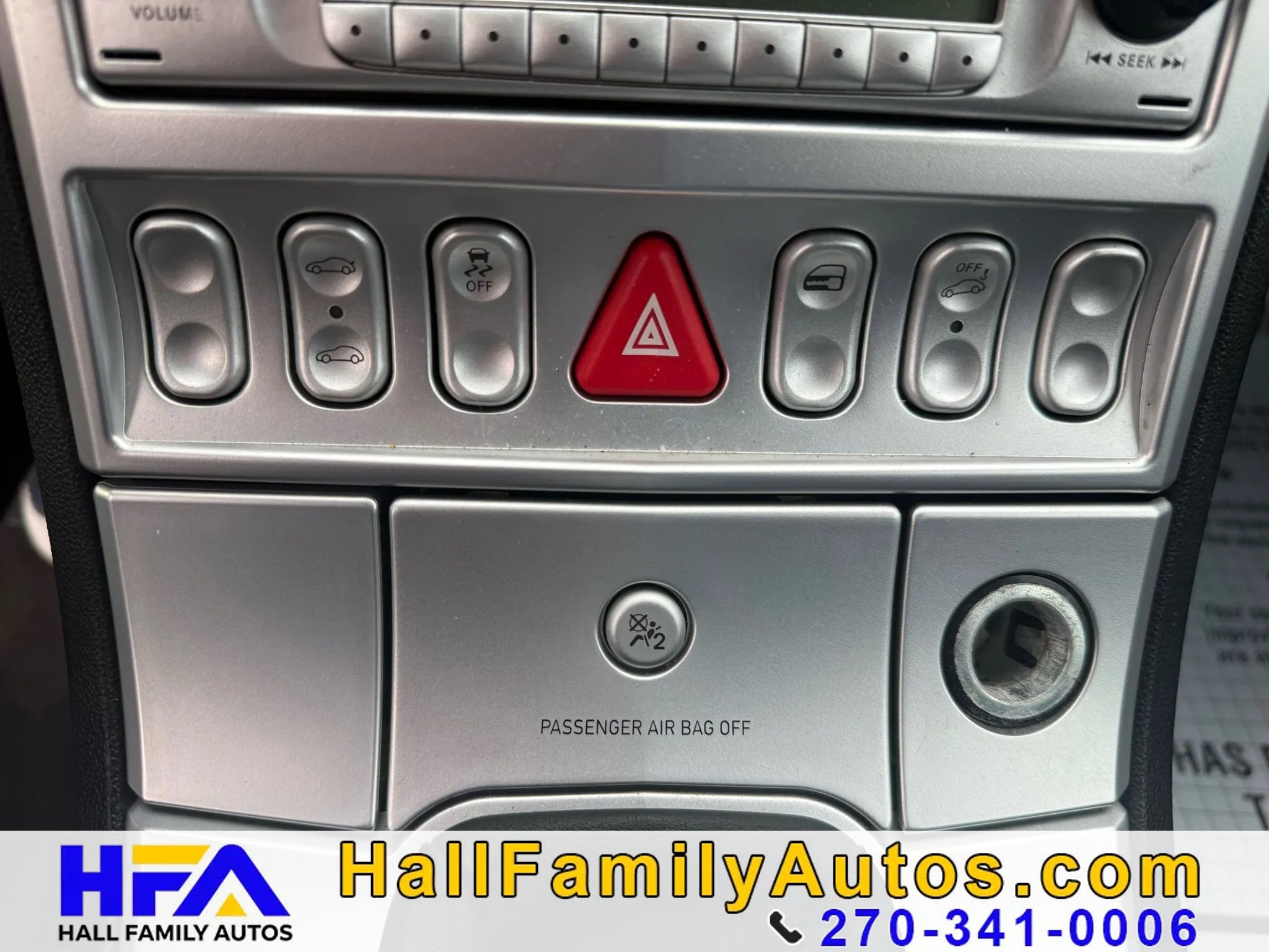 Used 2005 Chrysler Crossfire Convertible RWD image 18