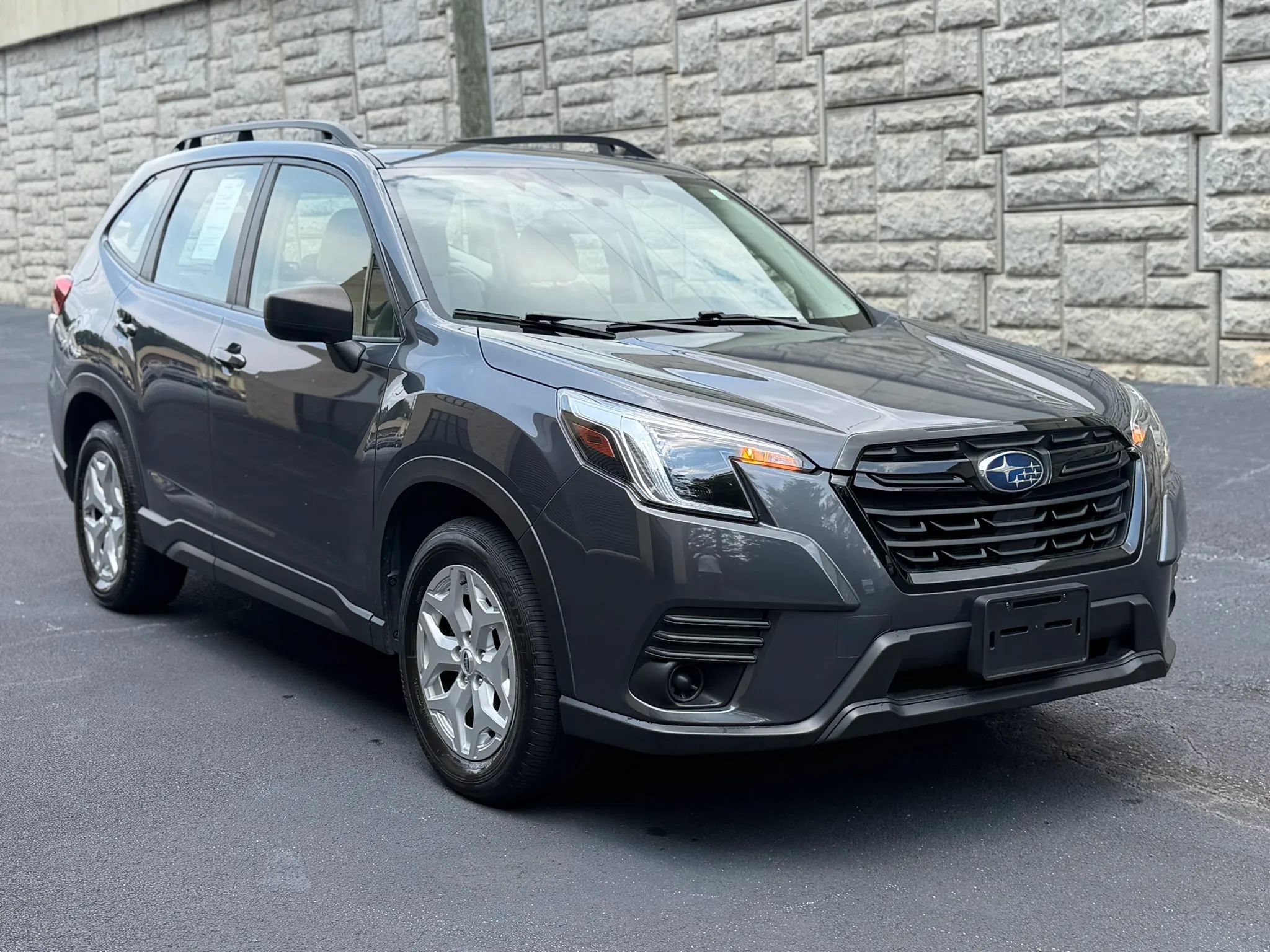 Used 2023 Subaru Forester AWD/4WD image 5