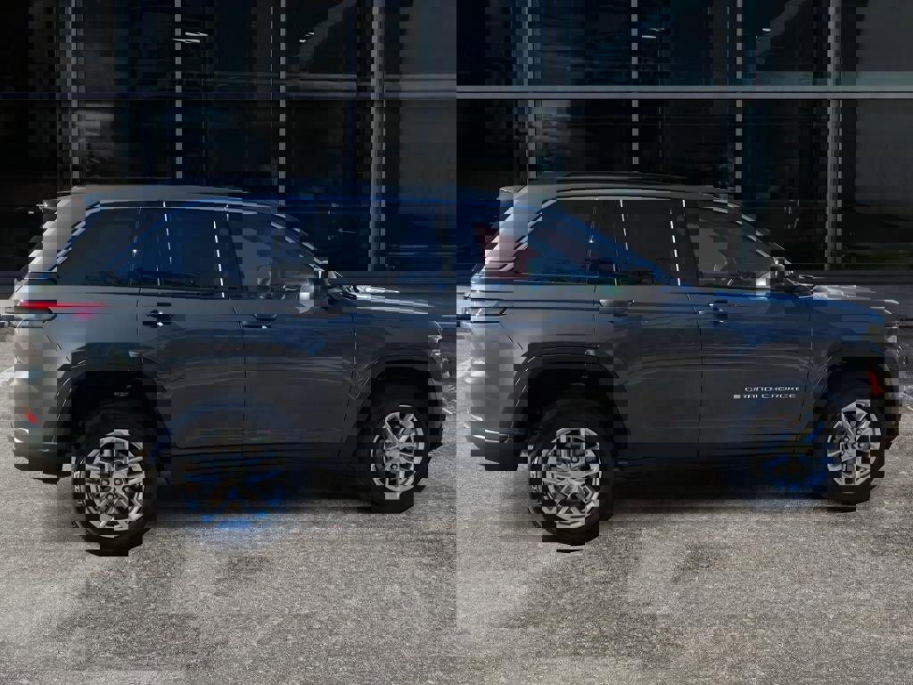 New 2025 Jeep Grand Cherokee Laredo X w/ Luxury Tech Group I image 8