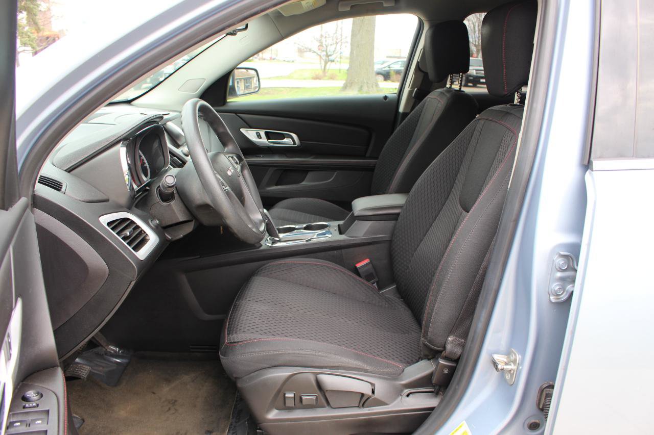 Used 2015 GMC Terrain SLE image 13