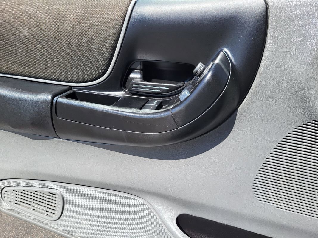 Used 2011 Ford Ranger Sport w/ FX4 "Off Road" Pkg image 27