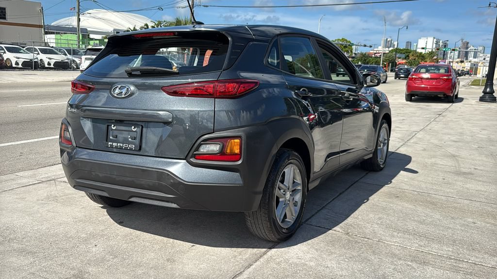 Used 2018 Hyundai Kona SE FWD image 14
