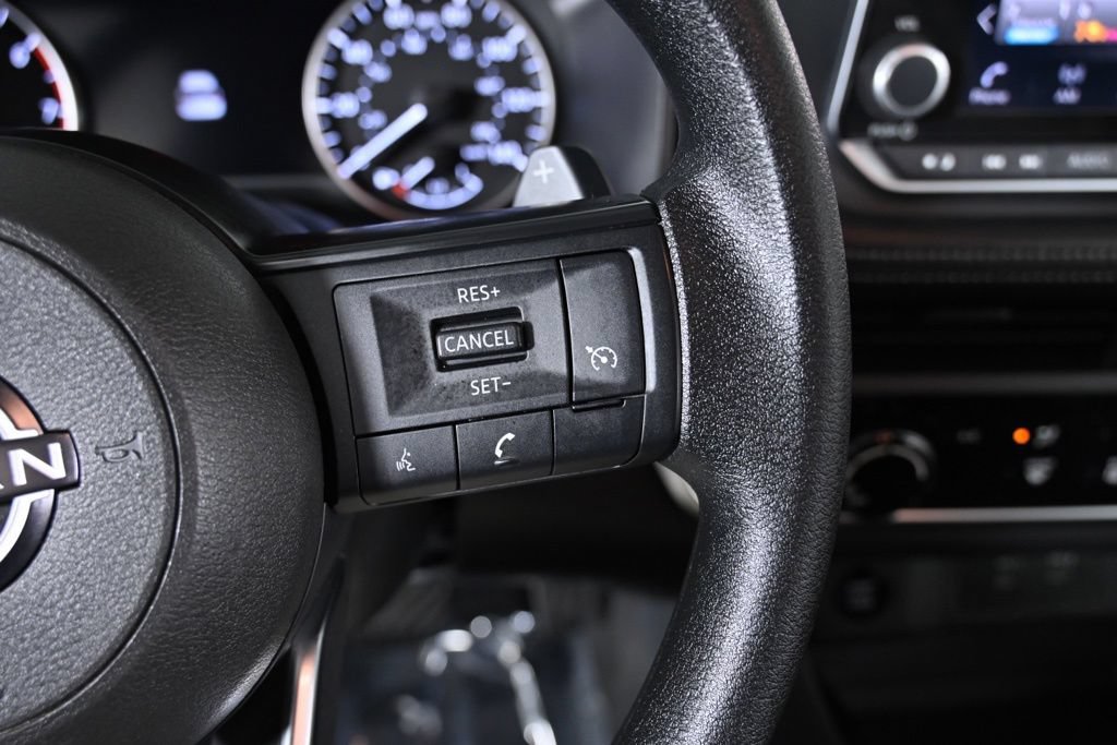 Used 2024 Nissan Rogue S AWD/4WD image 12