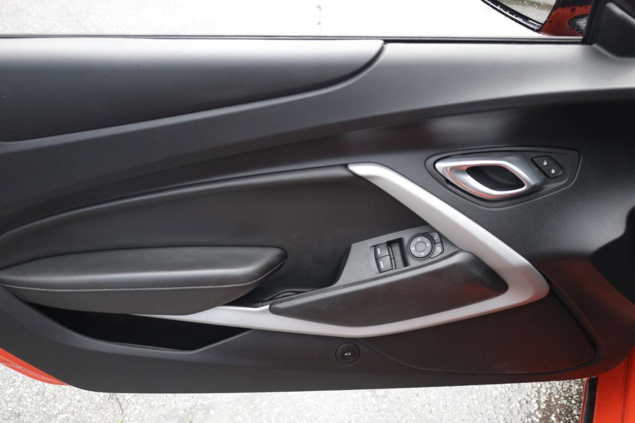 Used 2019 Chevrolet Camaro SS RWD image 23