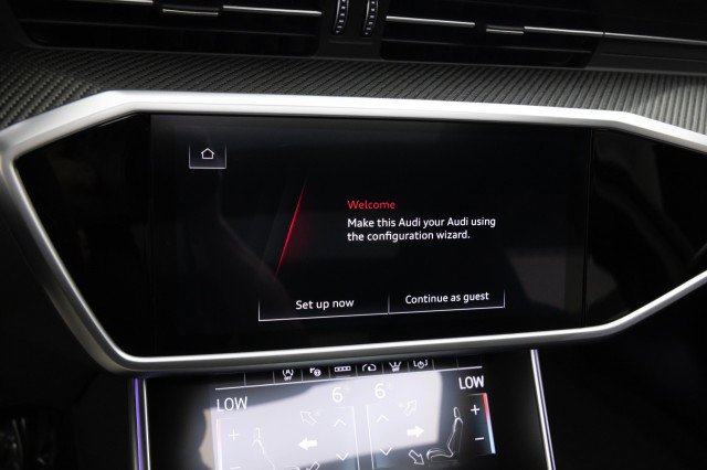 Used 2024 Audi RS 6 performance w/ Matte Carbon Package image 36