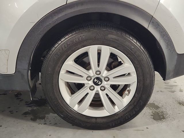 Used 2017 Kia Sportage LX FWD image 29