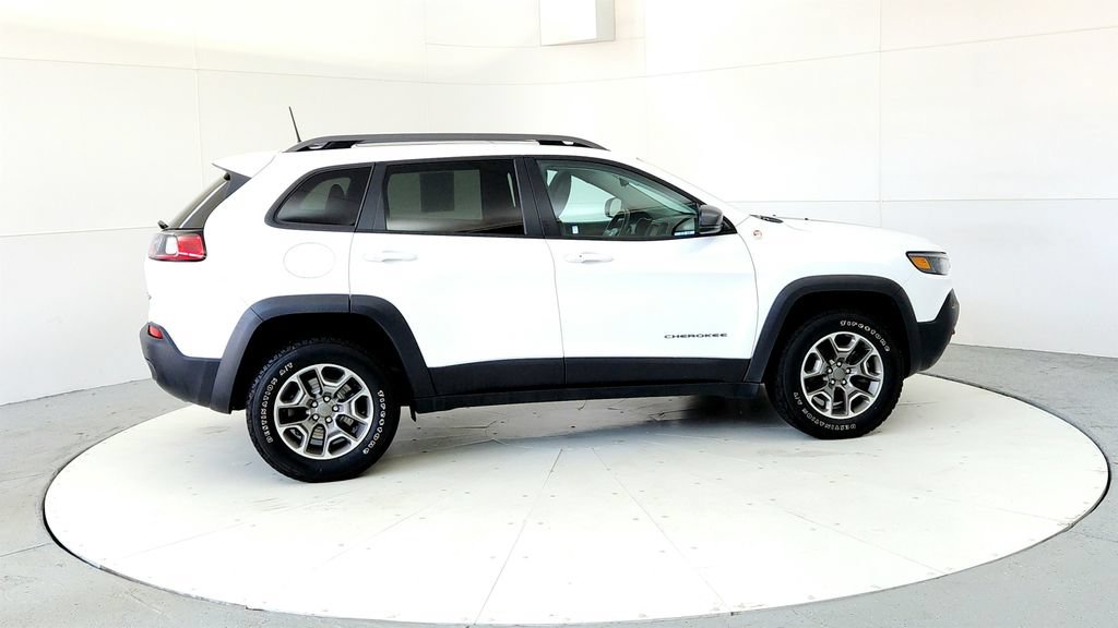 Used 2021 Jeep Cherokee Trailhawk w/ Sun, Sound & Nav Group AWD/4WD image 6
