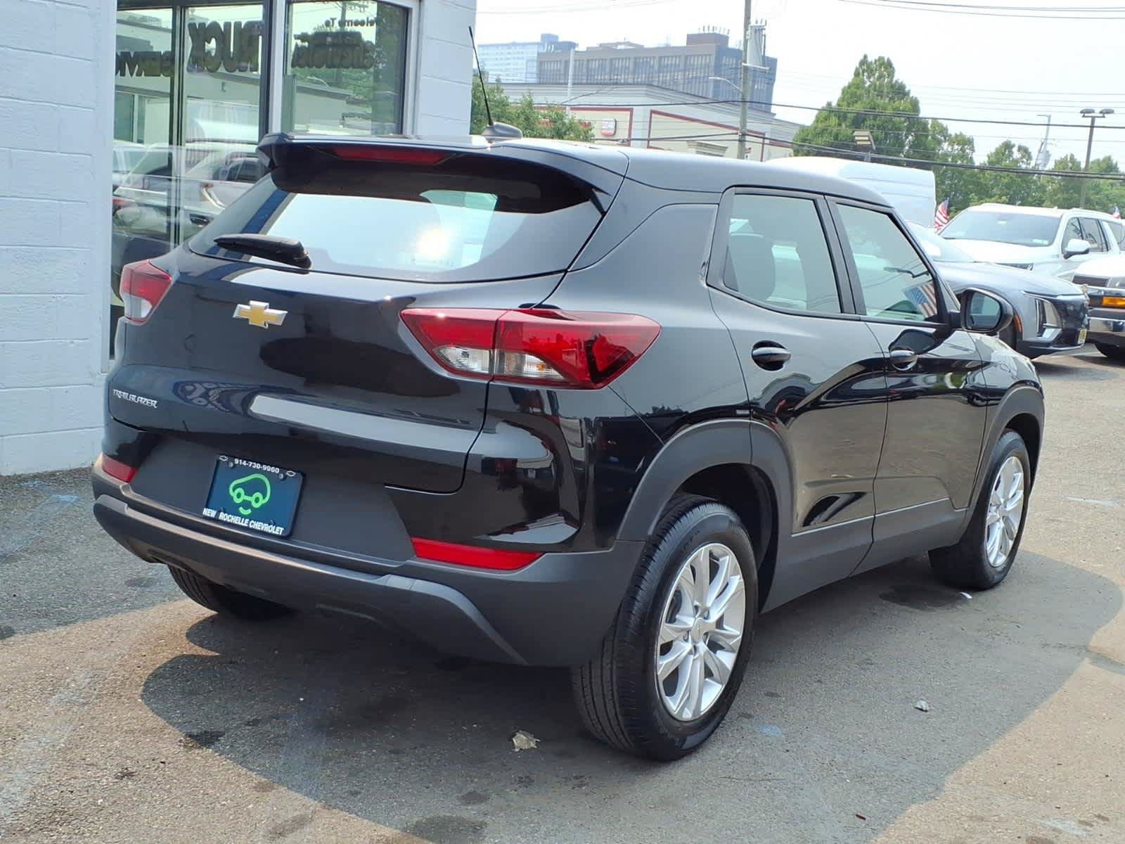 Certified 2023 Chevrolet TrailBlazer LS FWD image 6