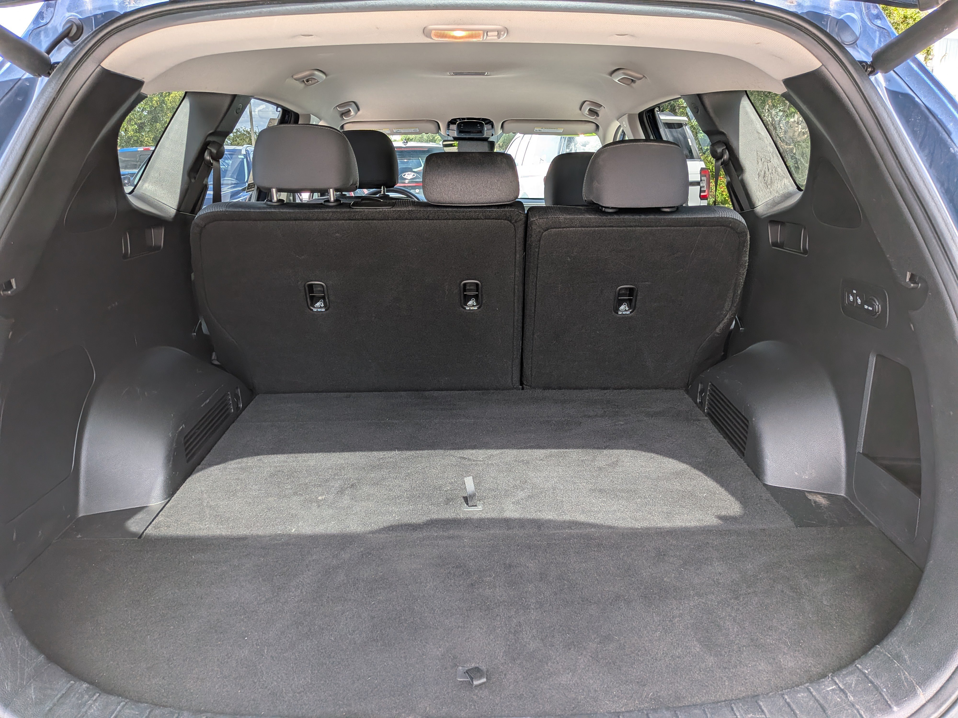 Used 2021 Hyundai Santa Fe SEL w/ Convenience Package FWD image 13