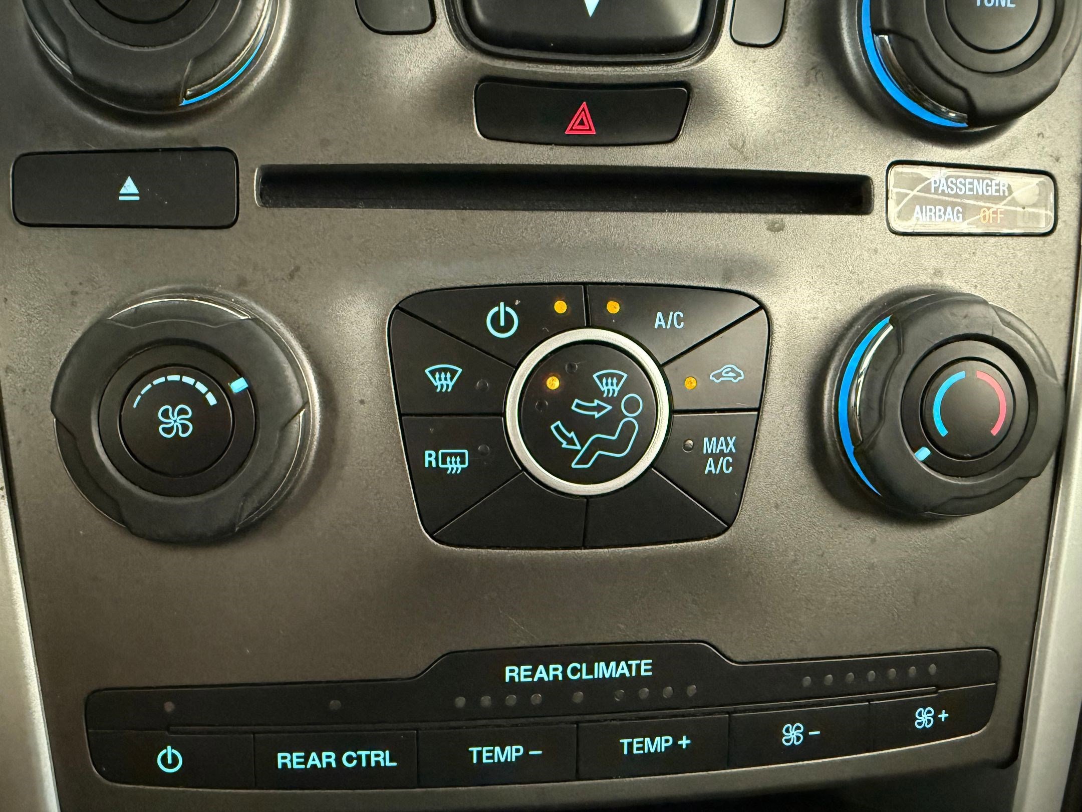 Used 2015 Ford Explorer FWD image 28