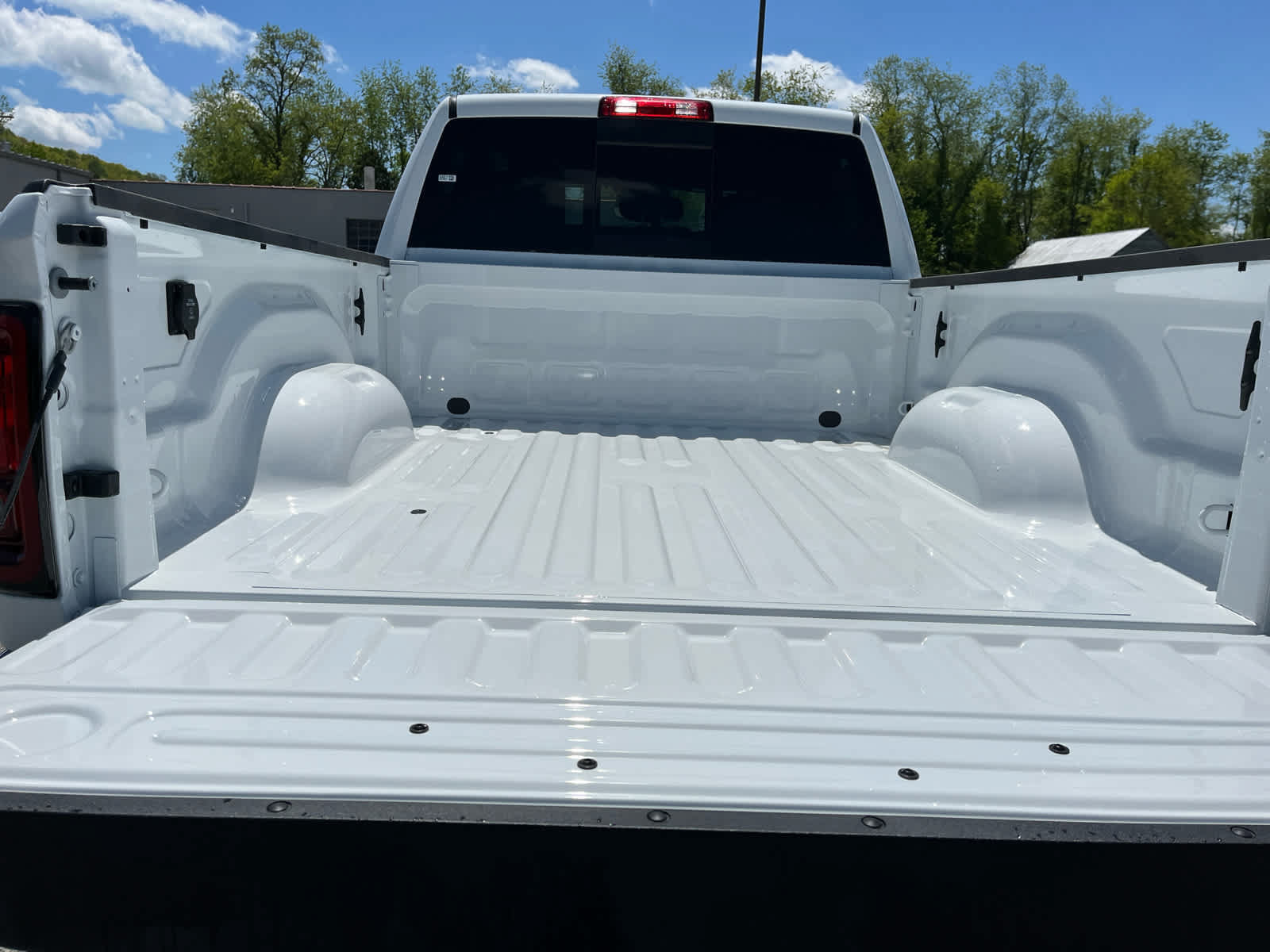 New 2026 RAM 3500 Tradesman AWD/4WD image 25