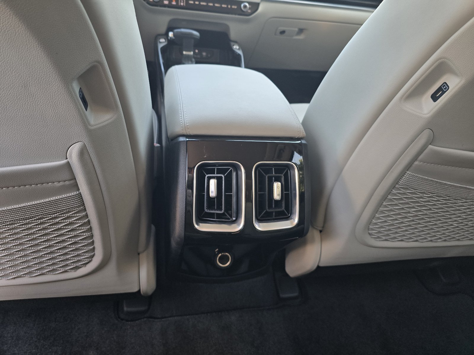 Used 2026 Kia Sorento SX FWD image 24