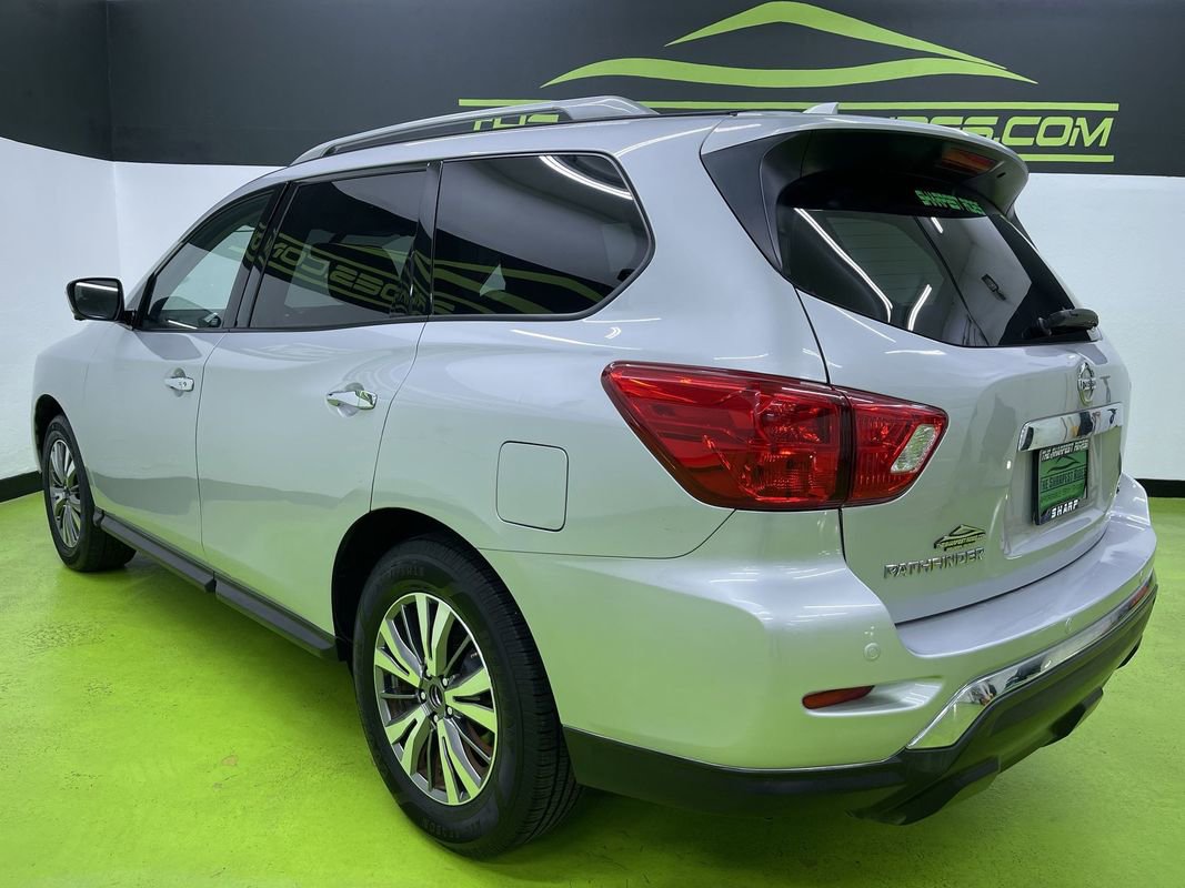 Used 2020 Nissan Pathfinder SL FWD image 7