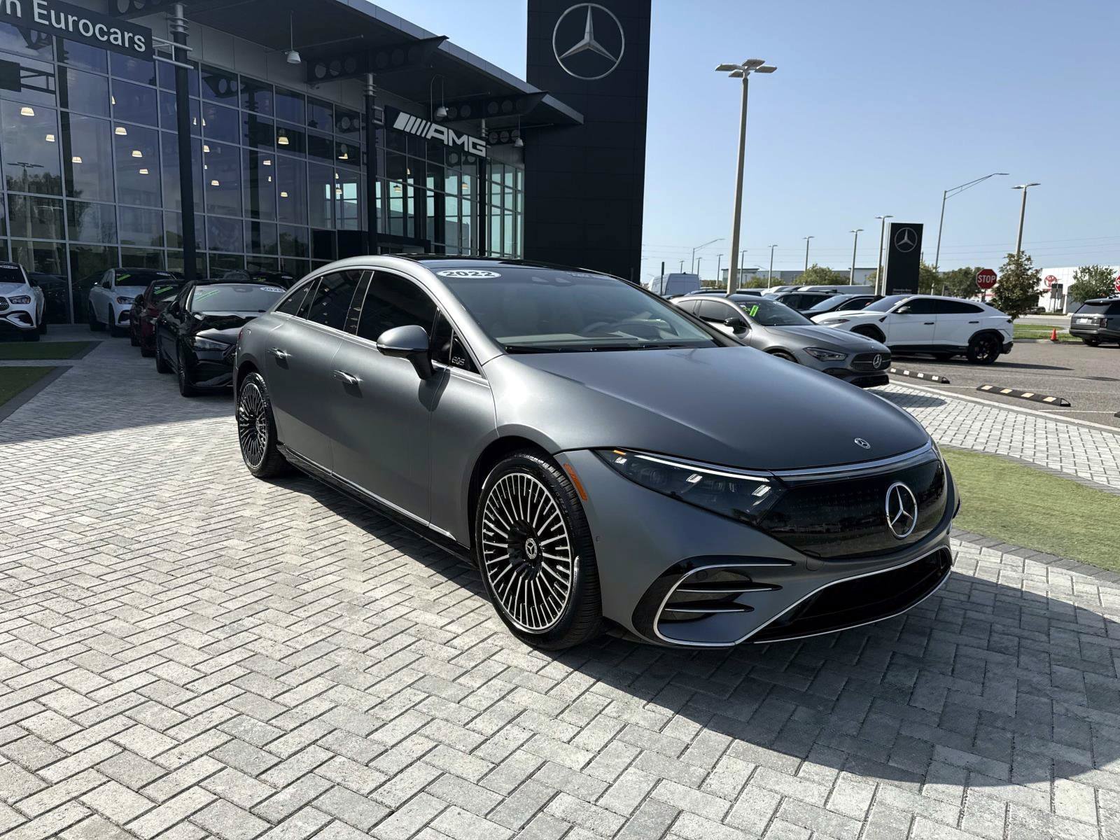 Used 2022 Mercedes-Benz EQS 580 4MATIC Sedan image 7