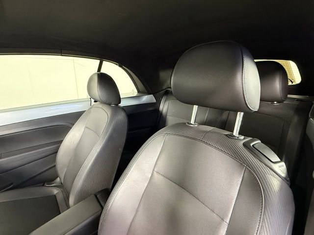 Used 2014 Volkswagen Beetle TDI image 18