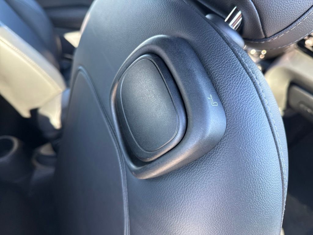 Used 2020 MINI Cooper Convertible image 20