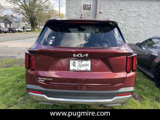 Used 2025 Kia Sorento S w/ Panoramic Sunroof Package image 5