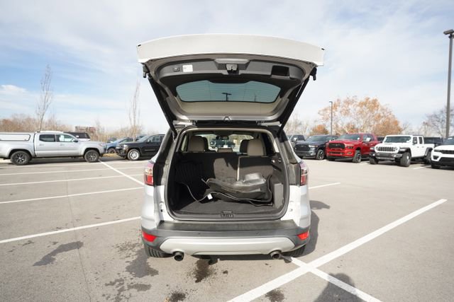 Used 2017 Ford Escape Titanium image 16