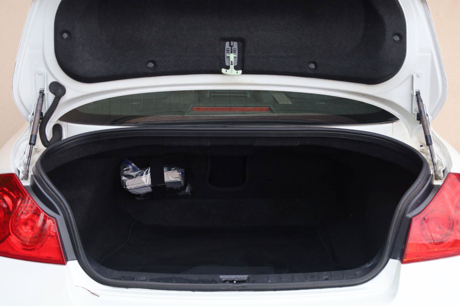 Used 2012 INFINITI G25 x AWD/4WD image 12