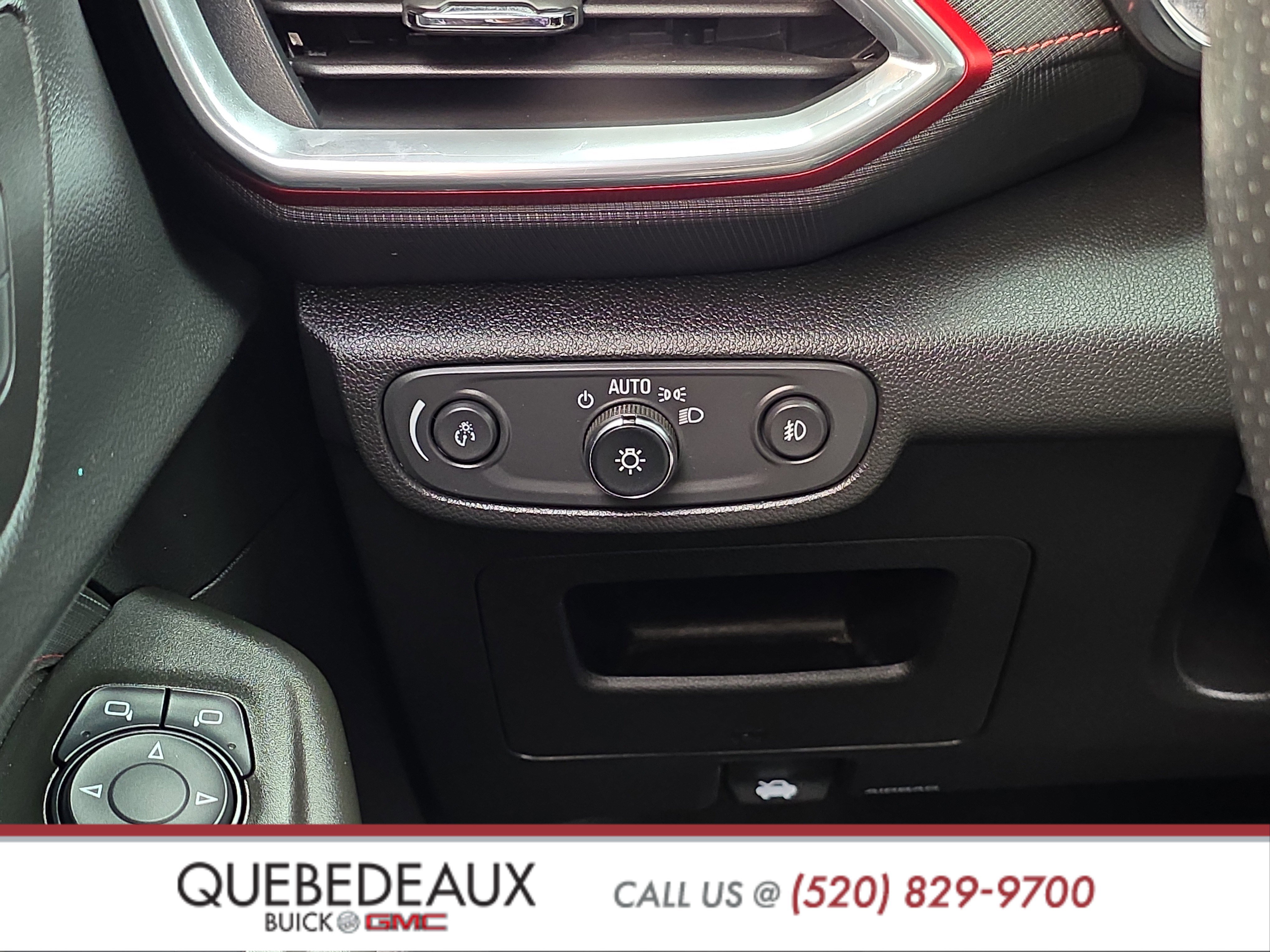 Used 2021 Chevrolet TrailBlazer RS w/ Sun and Liftgate Package FWD image 27