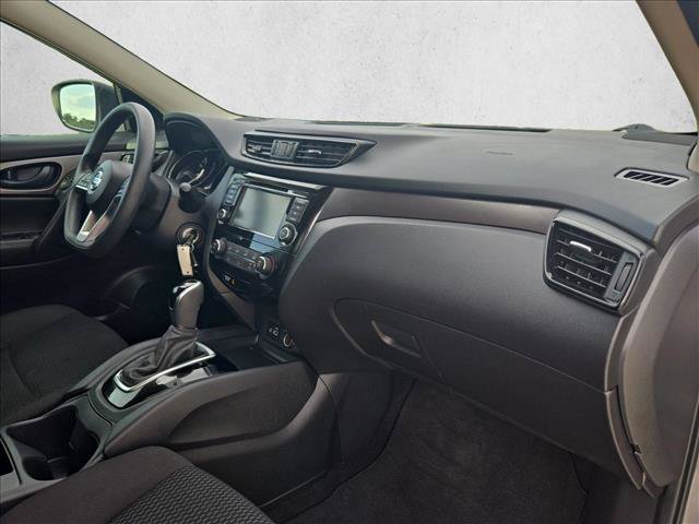 Used 2020 Nissan Rogue Sport S w/ Appearance Package FWD image 18