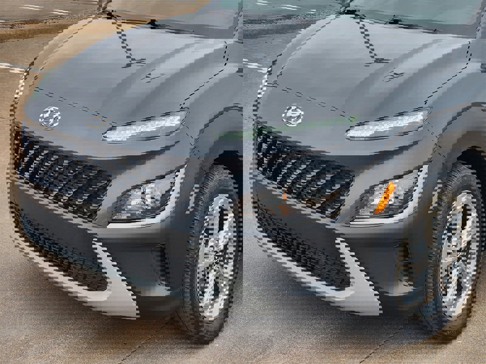 Used 2023 Hyundai Kona SEL image 12