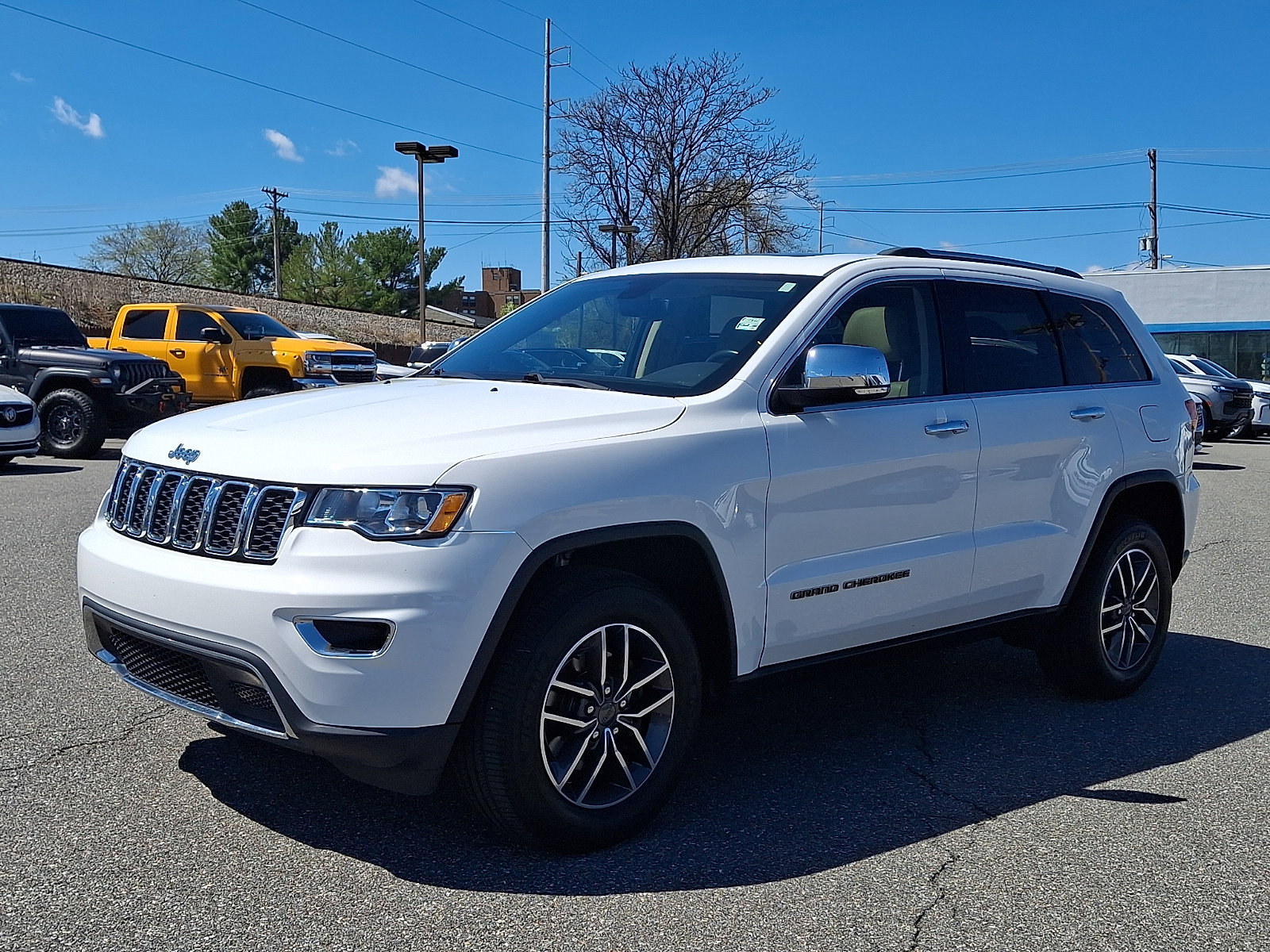 Used 2019 Jeep Grand Cherokee Limited image 3