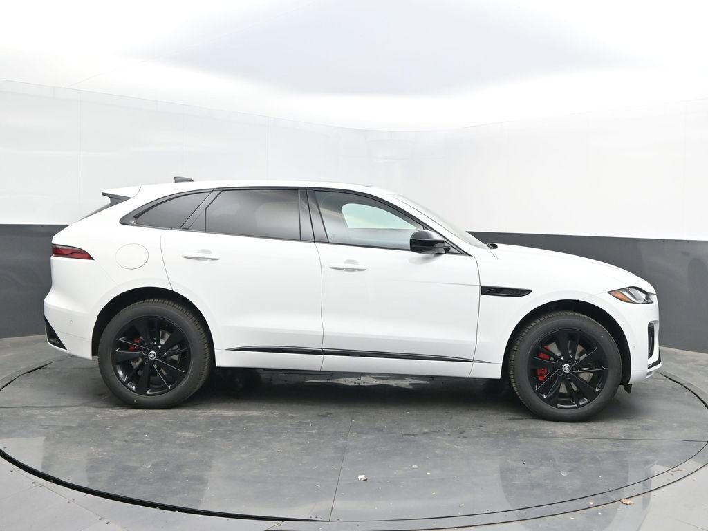 New 2026 Jaguar F-PACE R-Dynamic S image 8