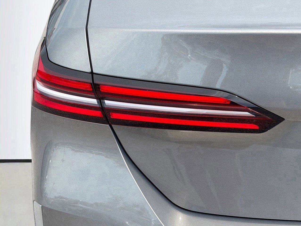 New 2026 BMW 530i w/ Convenience Package RWD image 10
