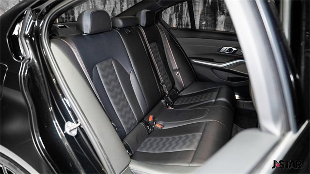 Used 2023 BMW M3 Competition w/ Executive Package image 16