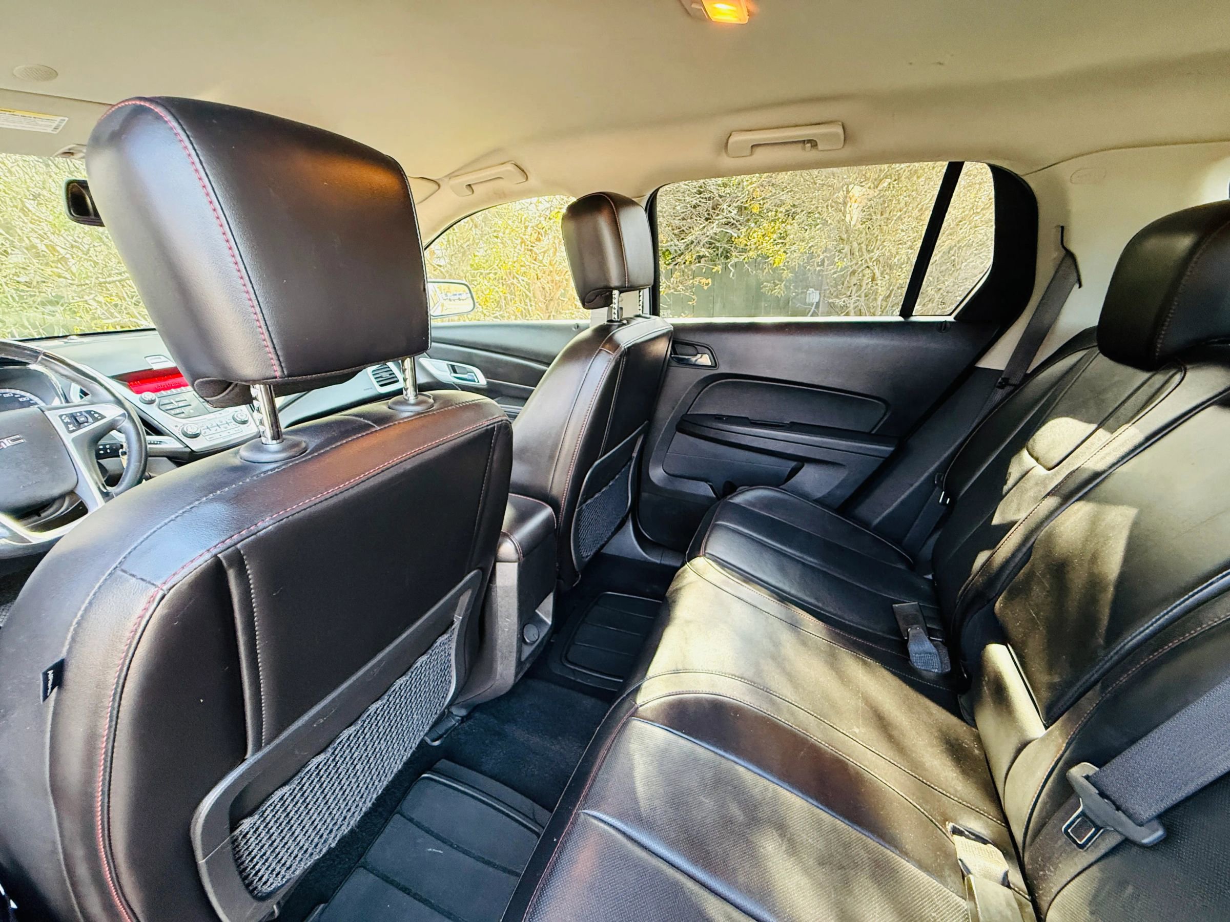 Used 2011 GMC Terrain SLT AWD/4WD image 37