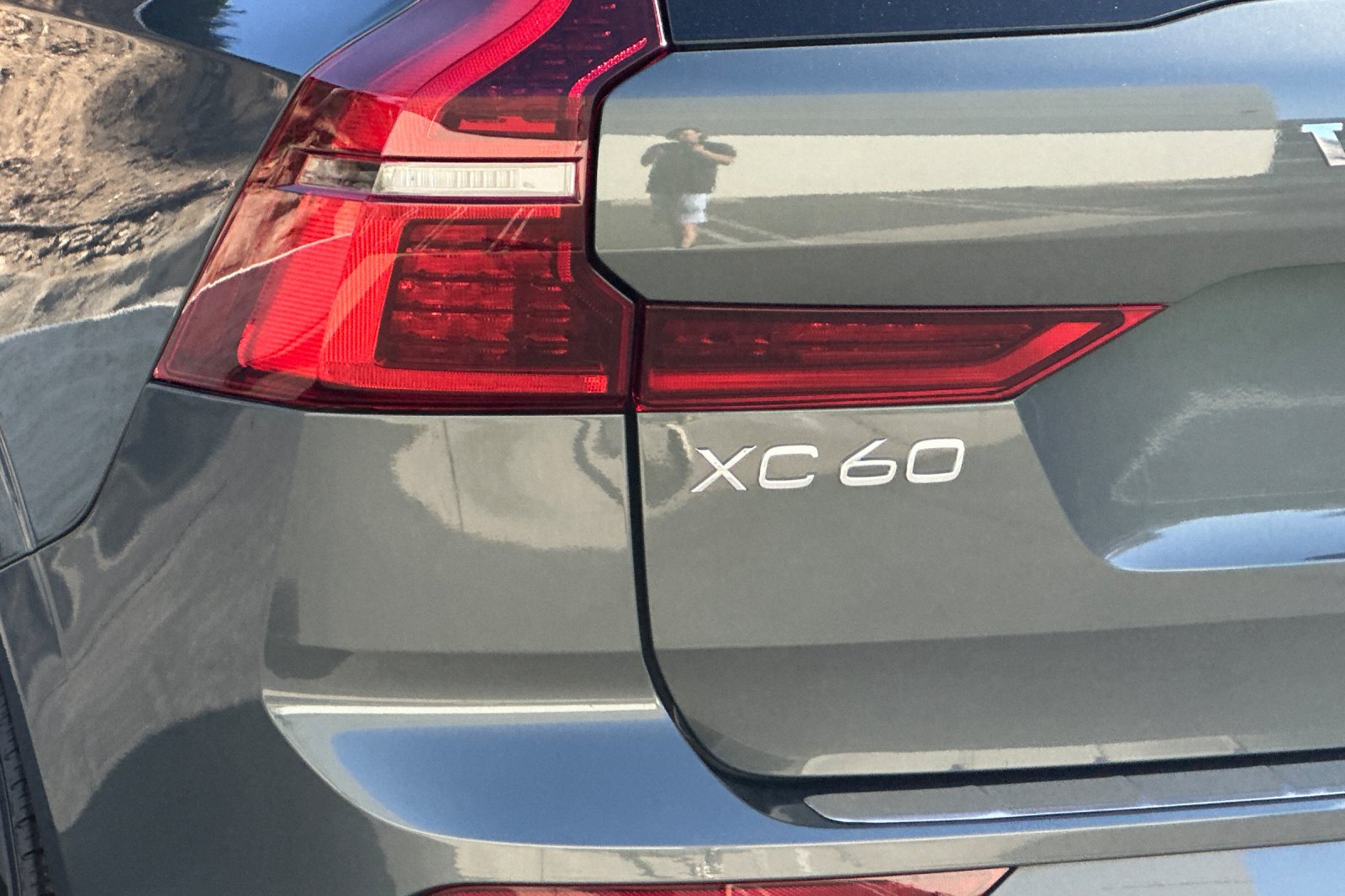 New 2026 Volvo XC60 B5 Core w/ Protection Package Premier AWD/4WD image 23