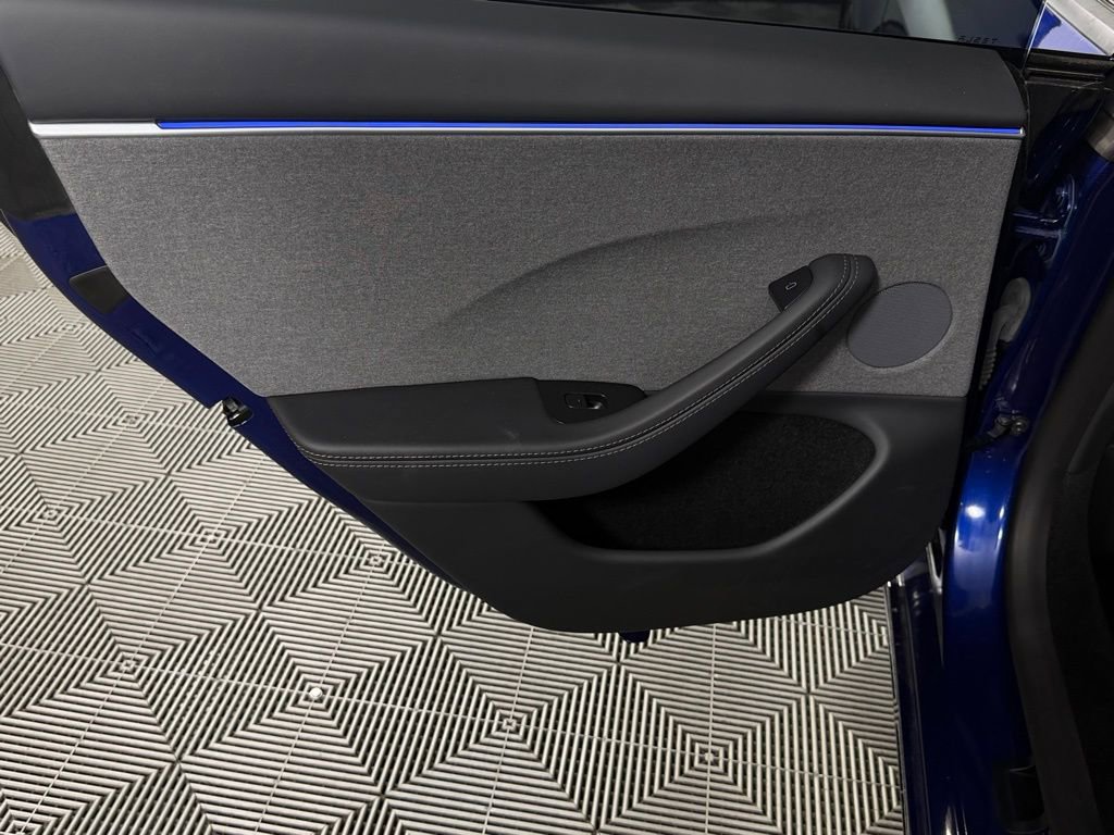 Used 2025 Tesla Model 3 Long Range RWD image 25