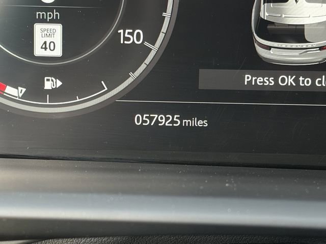 Used 2018 Land Rover Discovery HSE AWD/4WD image 12