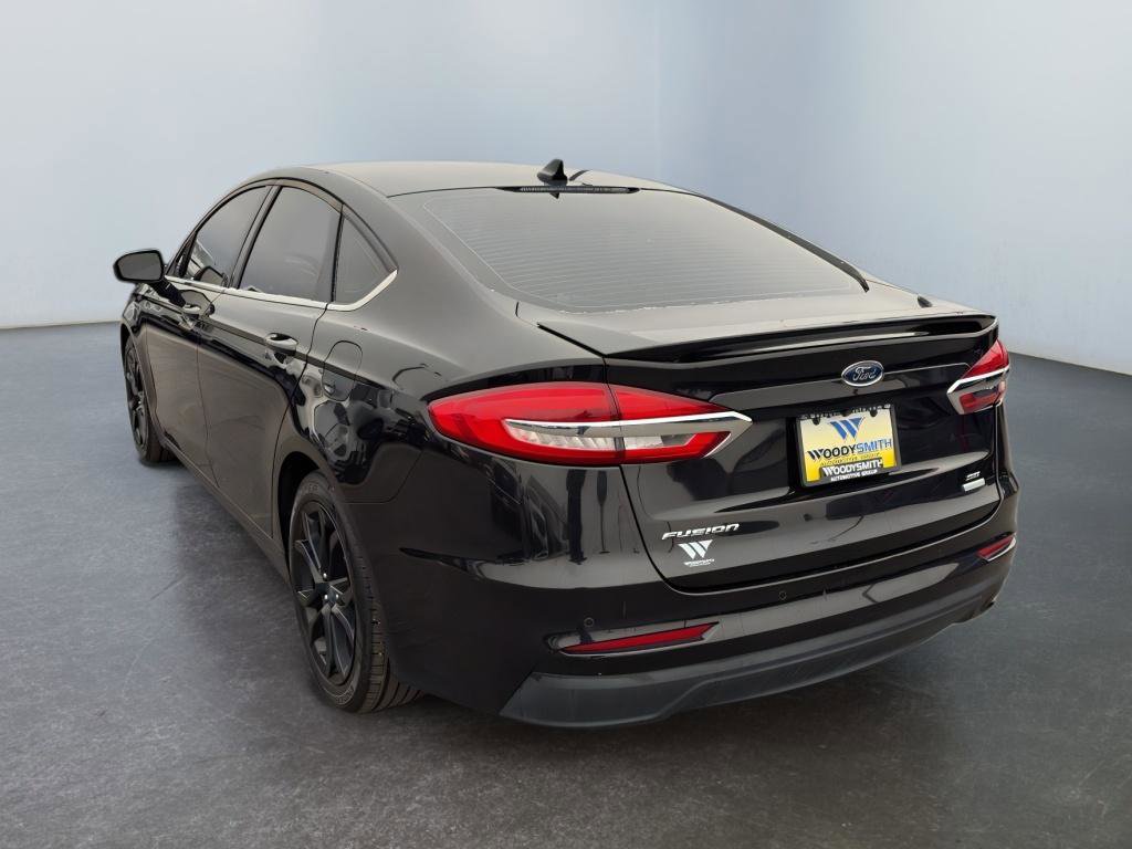 Used 2019 Ford Fusion SE w/ Equipment Group 151A image 3