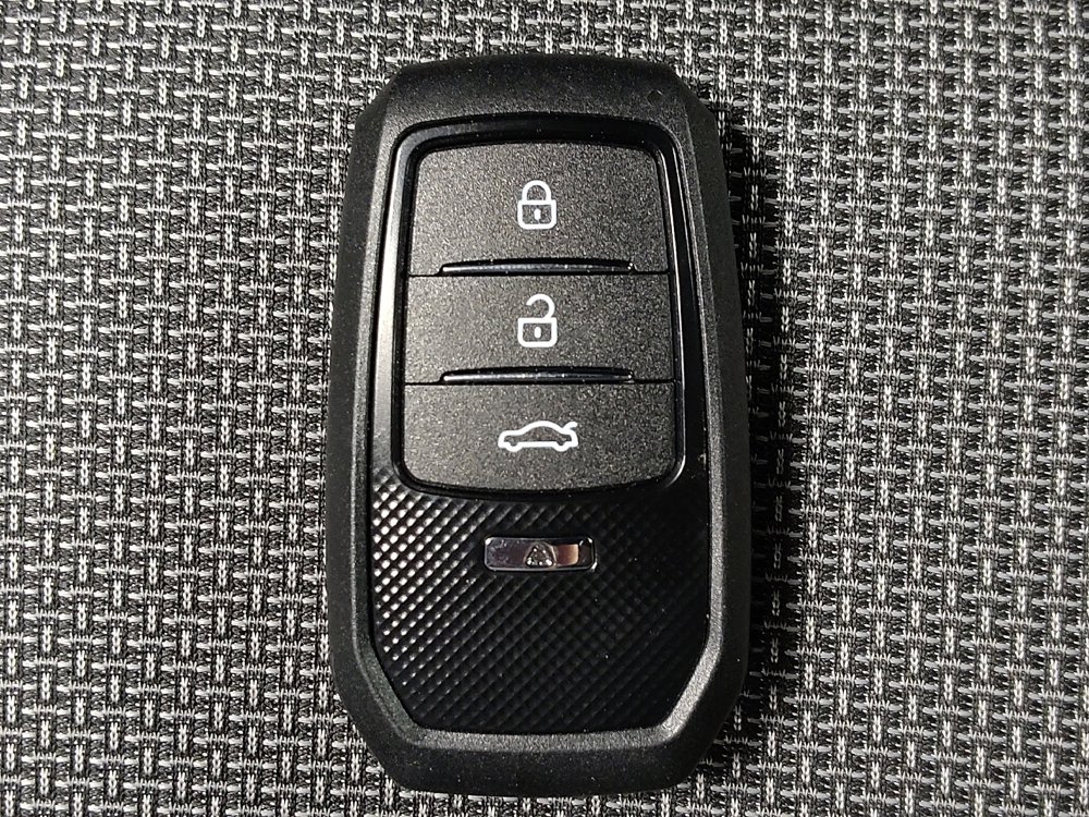 Used 2021 Subaru Crosstrek 2.0i Premium w/ Moonroof Package image 32