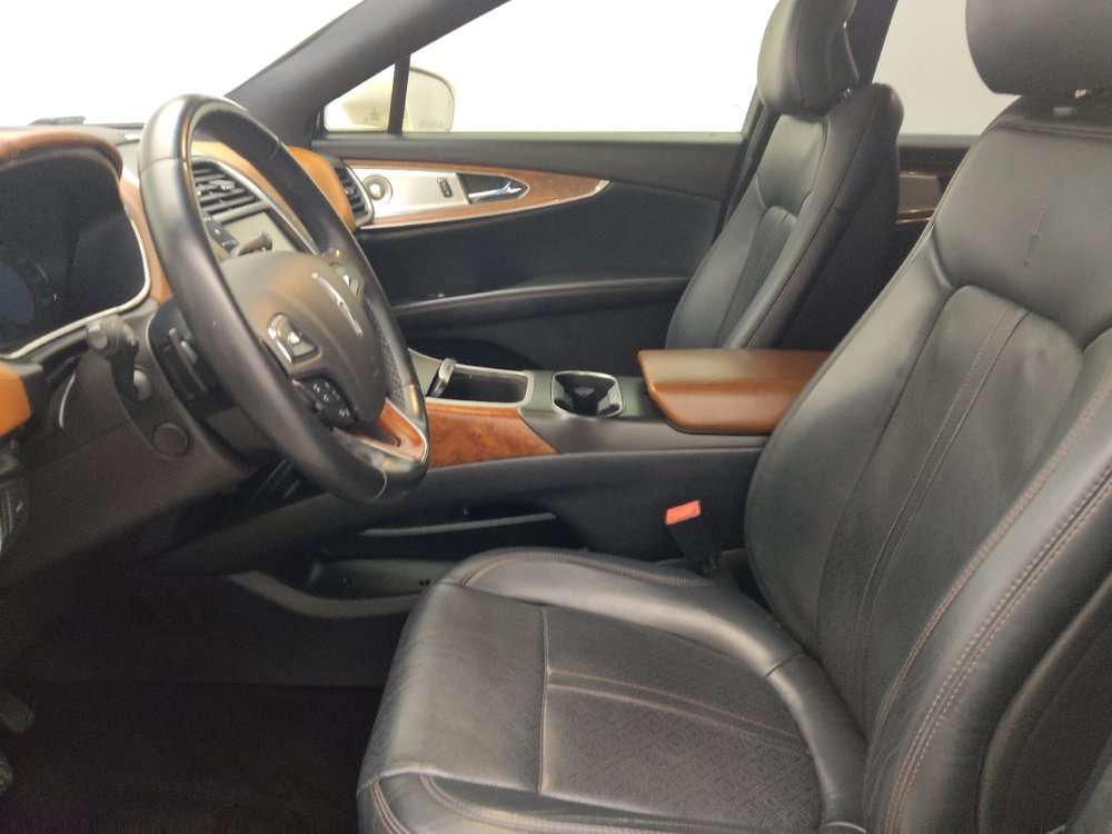 Used 2016 Lincoln MKX Black Label w/ Technology Package FWD image 17