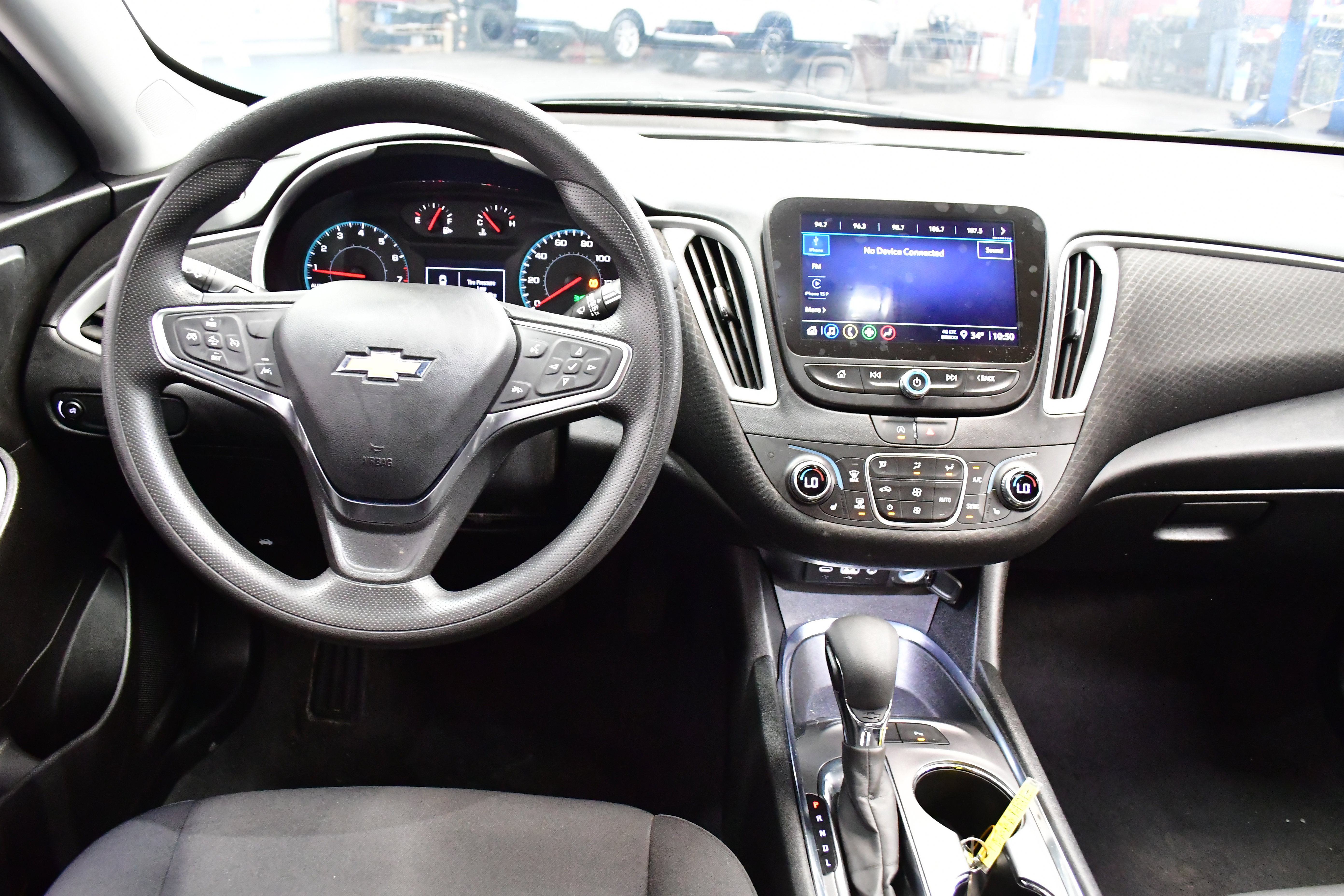 Used 2024 Chevrolet Malibu LT image 8