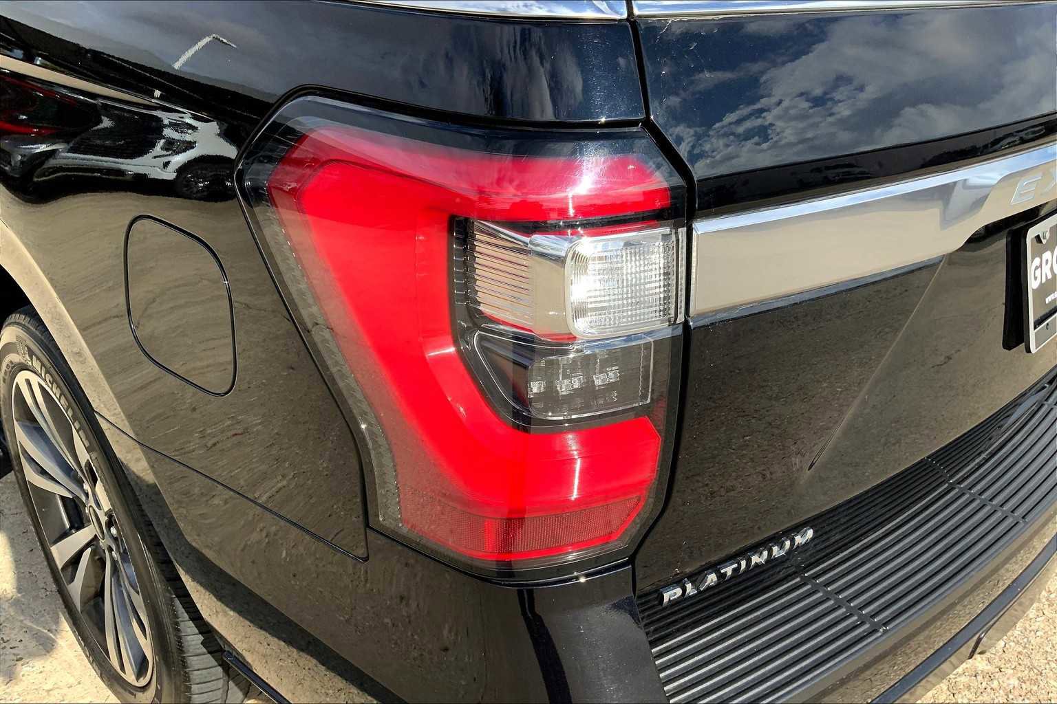 Used 2020 Ford Expedition Platinum image 27