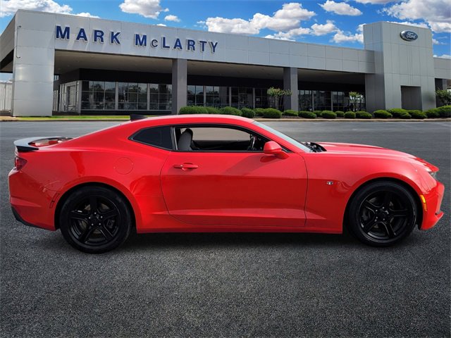 Used 2022 Chevrolet Camaro LT image 2