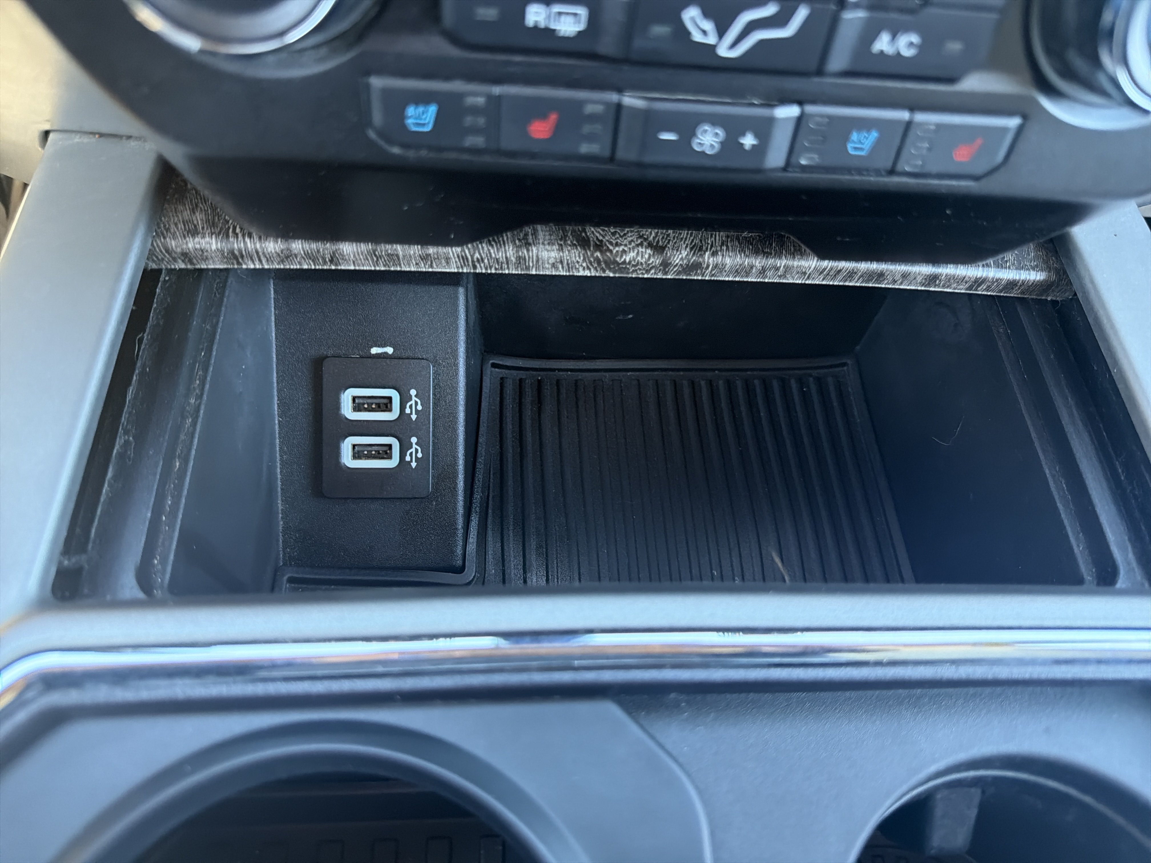 Used 2019 Ford F350 Lariat w/ Lariat Ultimate Package AWD/4WD image 8