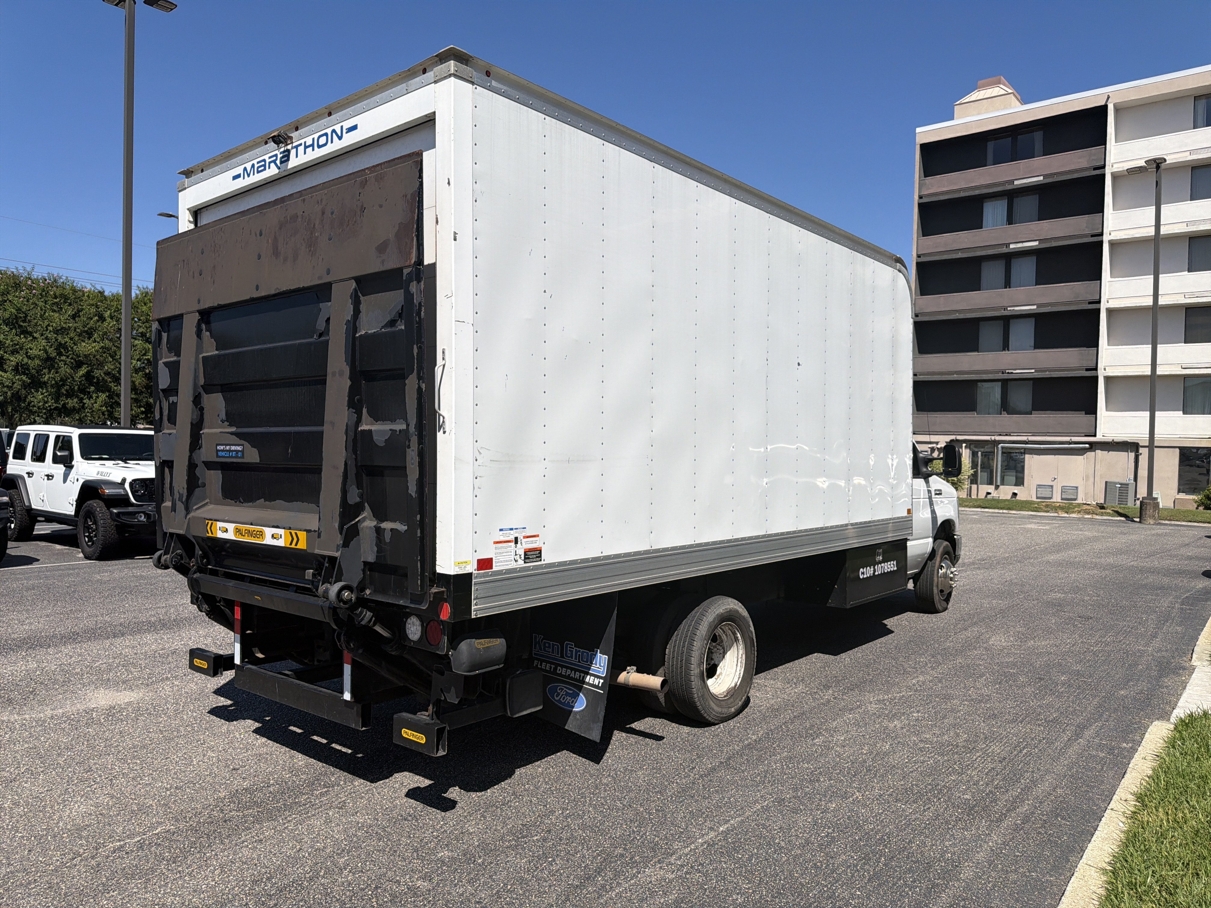 Used 2019 Ford E-450 and Econoline 450 Super Duty w/ Power Windows & Locks Group RWD image 9