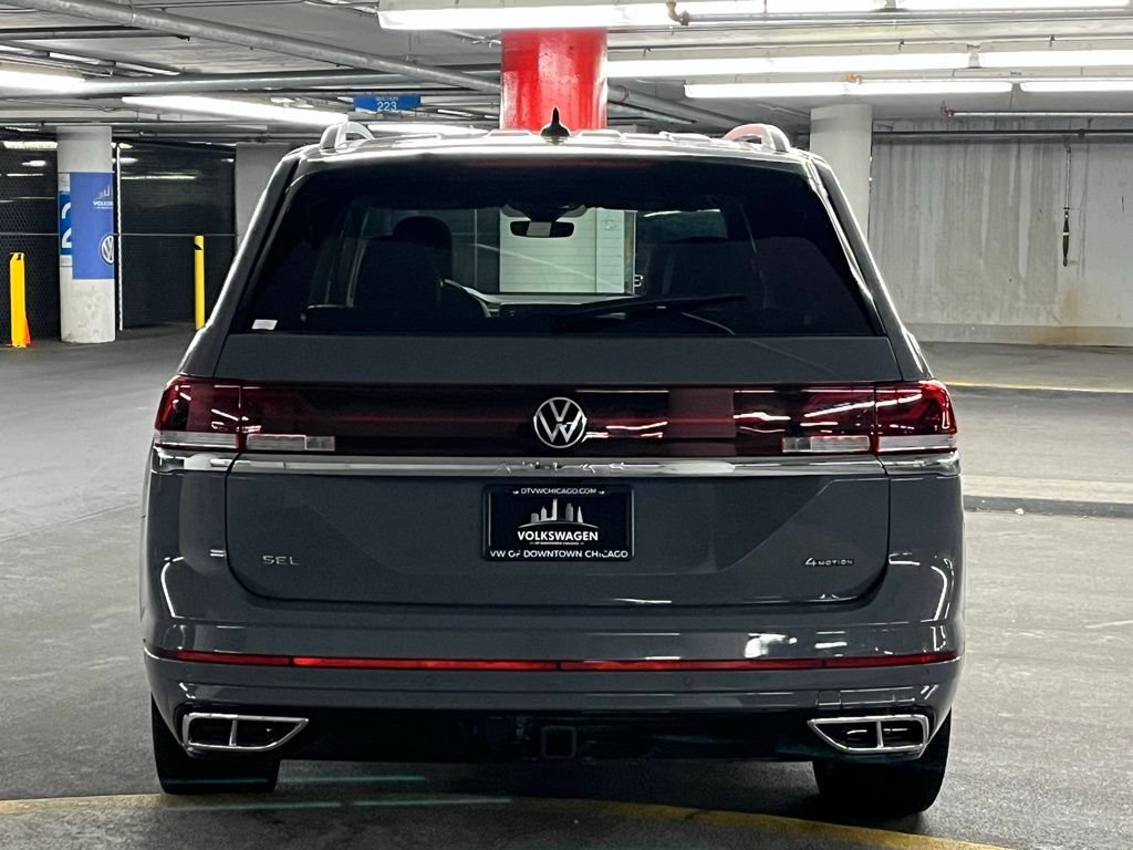 Certified 2025 Volkswagen Atlas SEL Premium R-Line AWD/4WD image 36