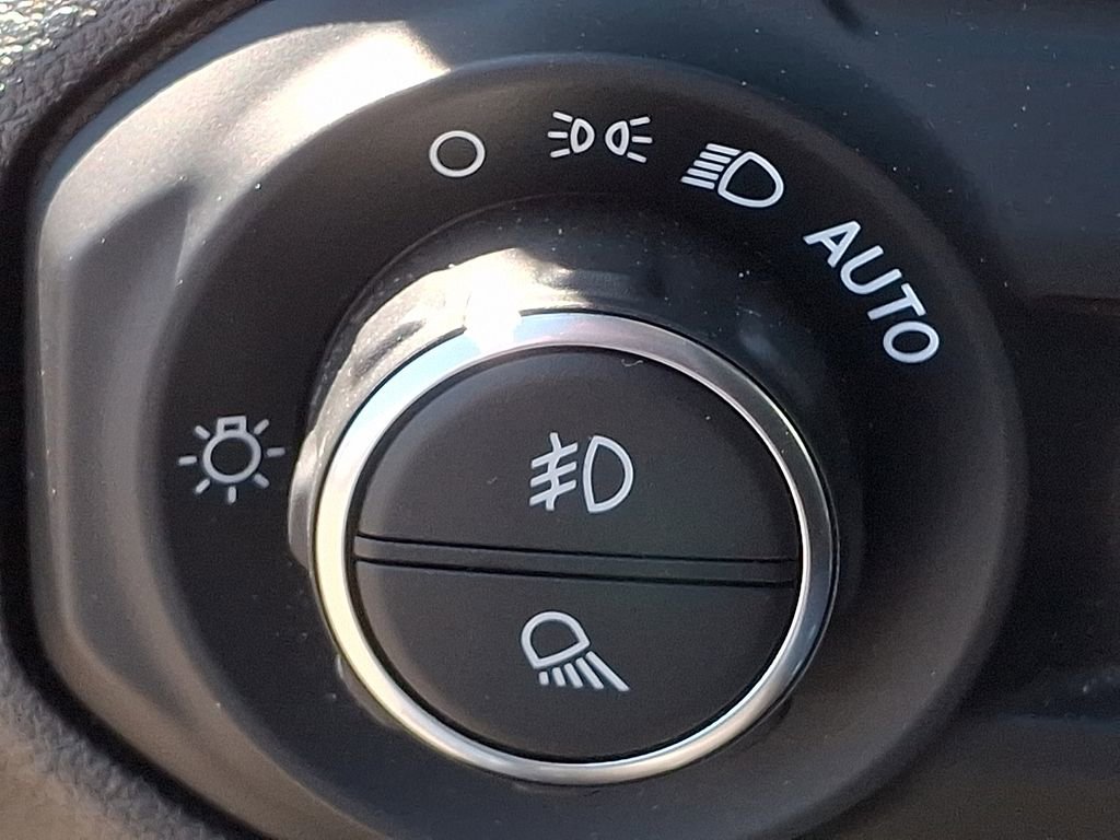 Used 2021 Jeep Gladiator Sport AWD/4WD image 23