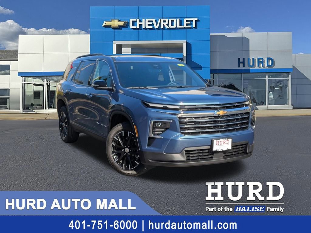 New 2026 Chevrolet Traverse LT w/ Sun and Wheel Package