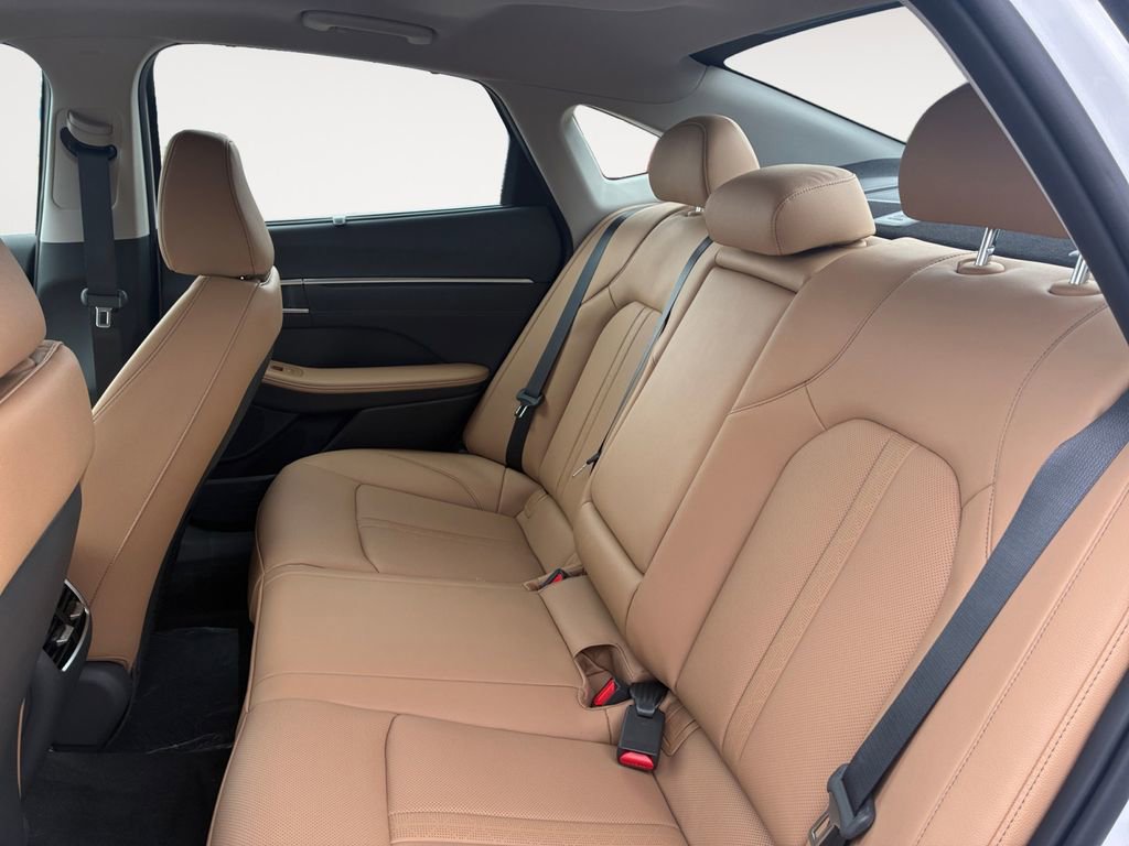 New 2026 Hyundai Sonata Limited FWD image 13